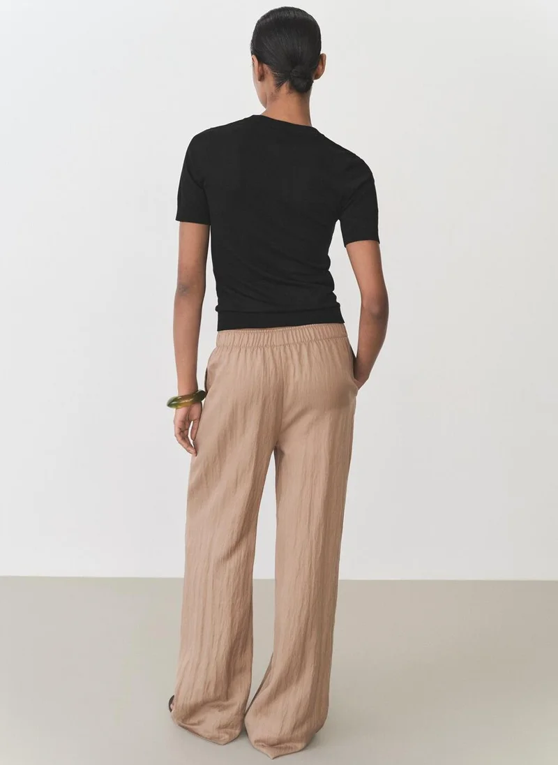 مانجو Short-Sleeved Fine-Knit Sweater