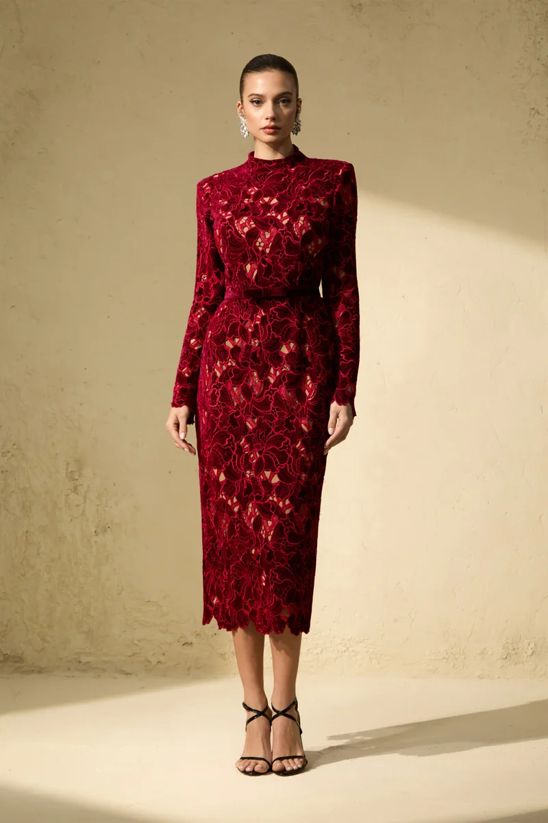سنفير Love Me Forever Burgundy Floral Lace Long Sleeve Midi Dress