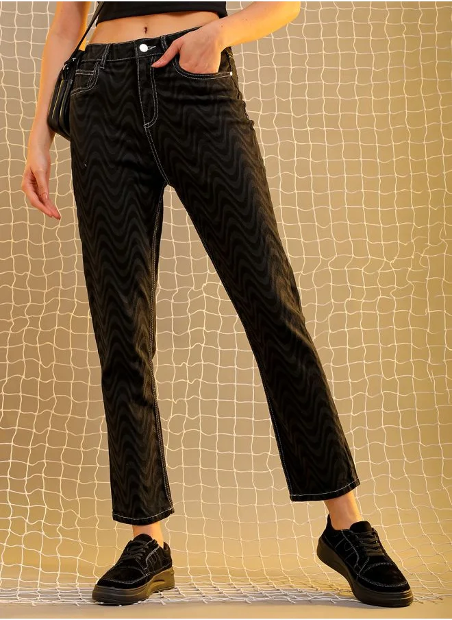 مرفوعة Women Straight Fit Laser Print High-Rise Jeans
