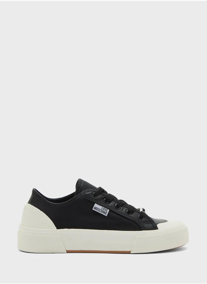 لوف موسكينو Lace Up Low Top Sneakers