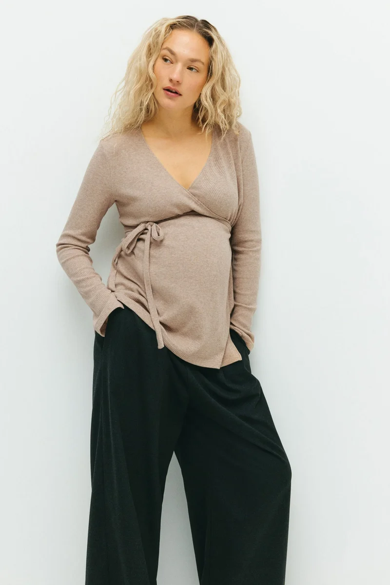 MAMA Ribbed wrap top