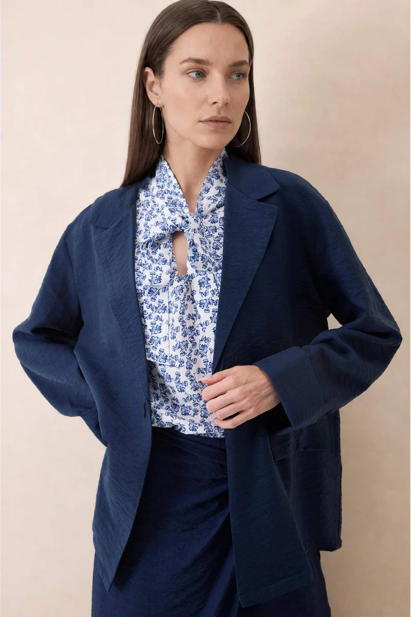 DeFacto Regular Fit Pocketed Blazer