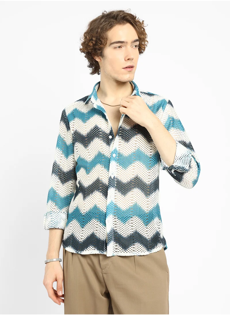 Campus Sutra Men's Electric Blue & Powder White Chevron-Block Knit Shirt