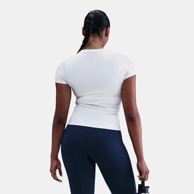 نايكي Women's One Fitted Dri-FIT Training Top