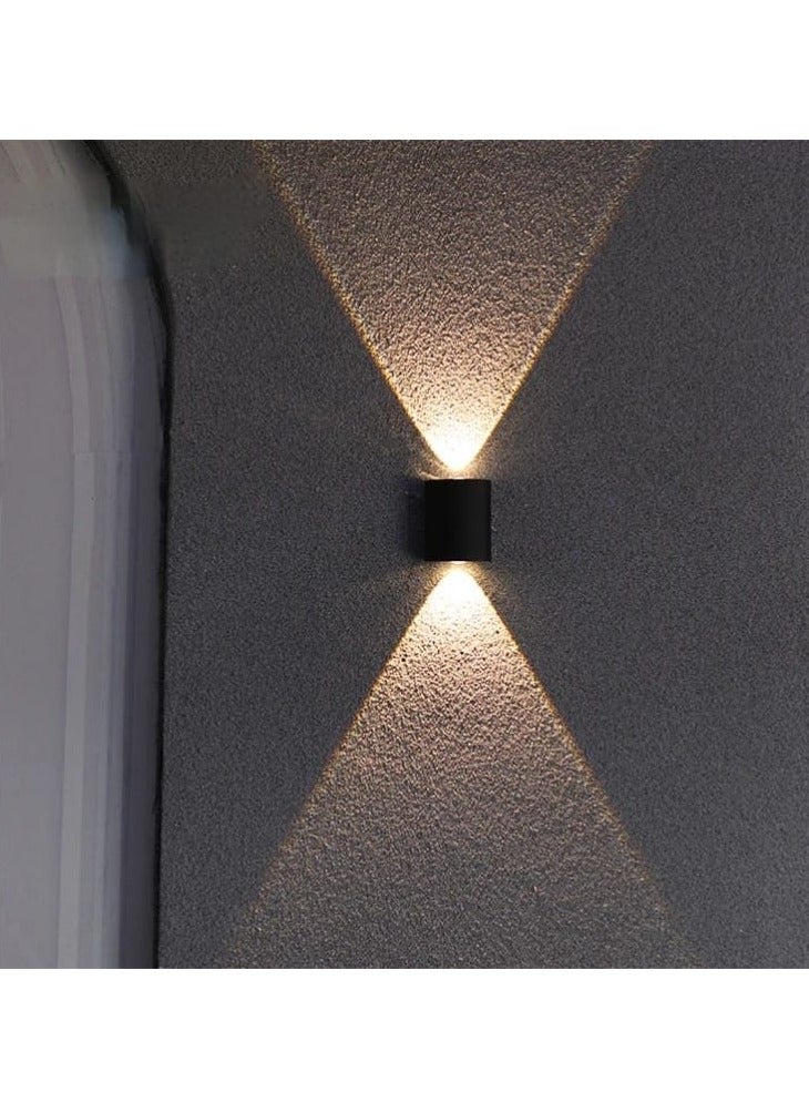 Y-LIGHTS Wall Lamp - Black