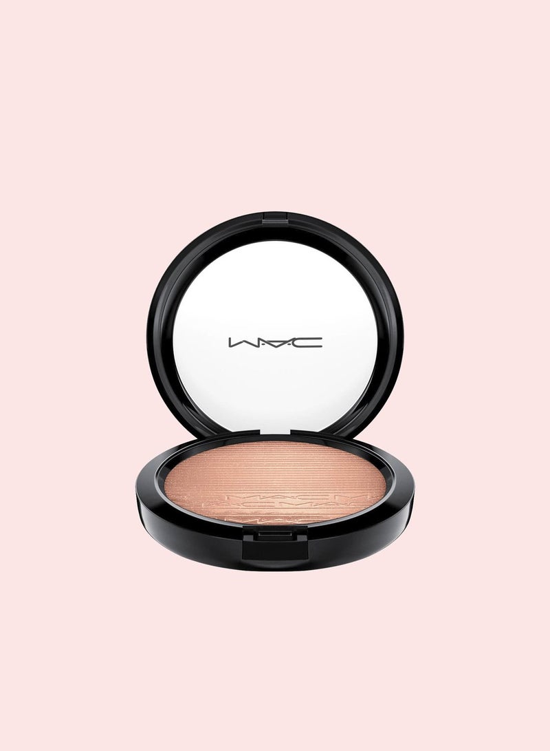 ماك كوزمتيكس هاي لايتر اكسترا دايمنشن سكين فينيش - Image 2