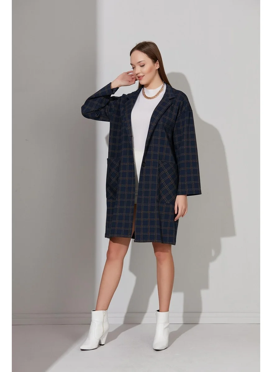 Alexander Gardi Buttoned Unlined Oversize Coat (B22-158209)