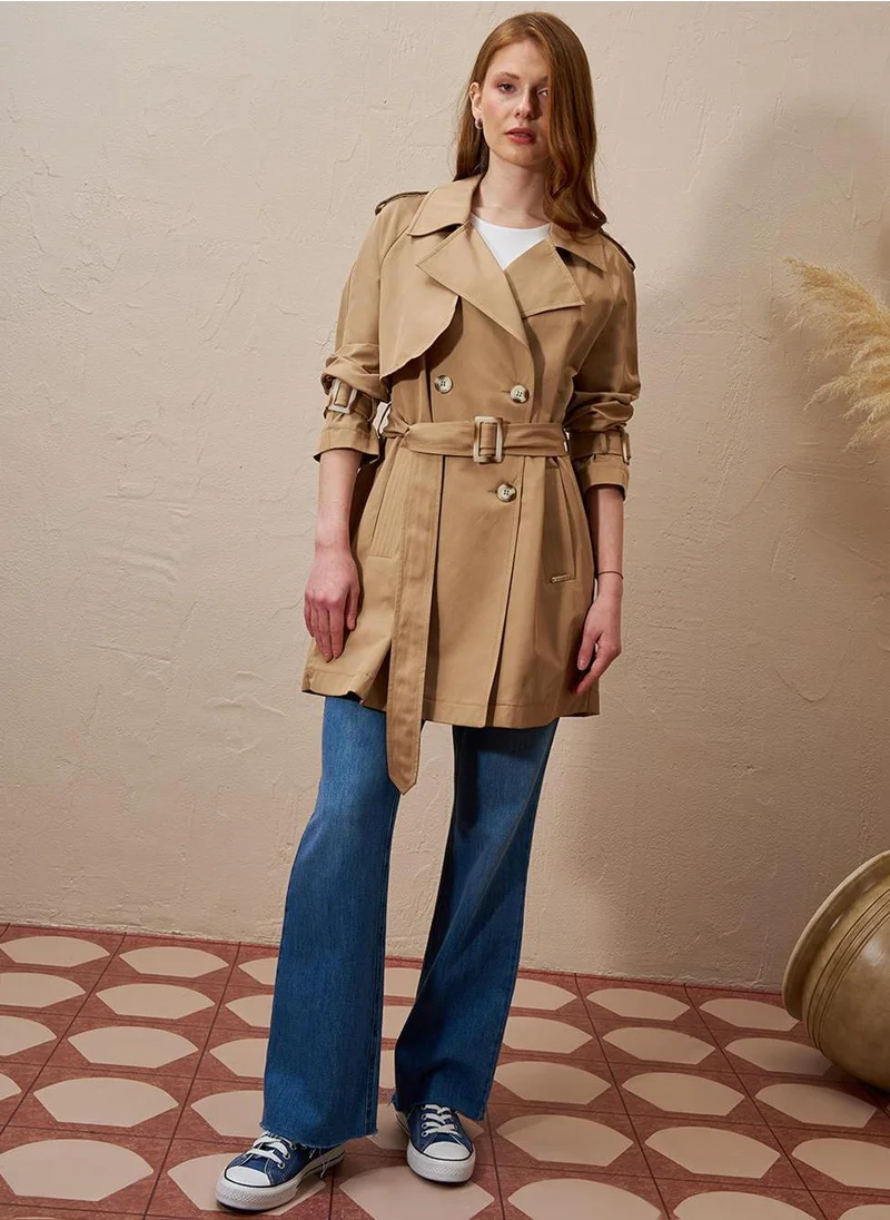 Kayra Epaulette Detailed Double Breasted Trench Coat Beige