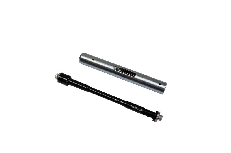 Saris Indoor Bike Trainer Boost Thru Axle Adapter - Image 2