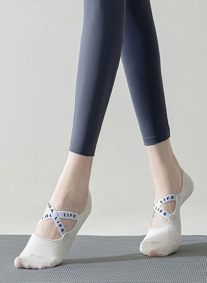 Styli Active Cross Over Straps Silicon Pads No Show Yoga Socks