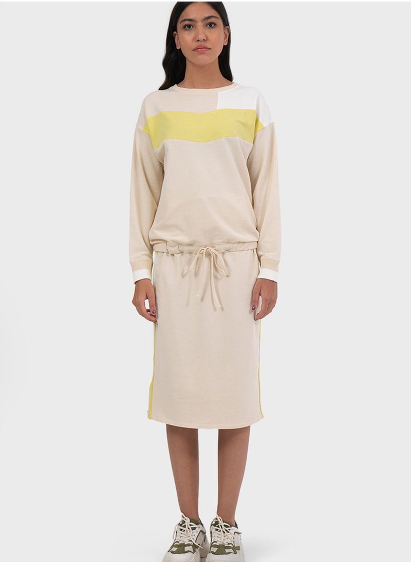 RINA - Colorblock Crew Neck Sweatshirt - Image 1