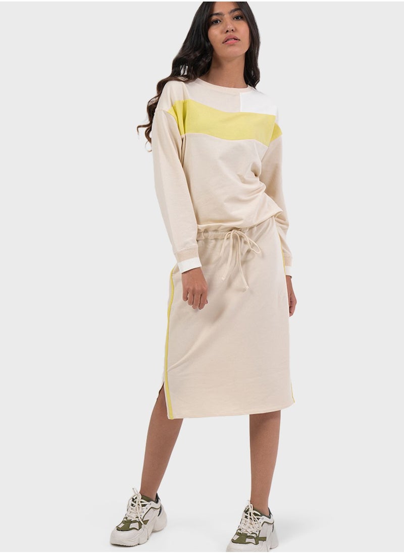 RINA - Colorblock Crew Neck Sweatshirt - Image 1