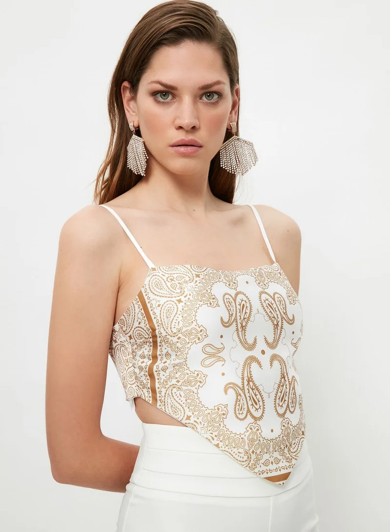 trendyol Asymmetric Printed Top