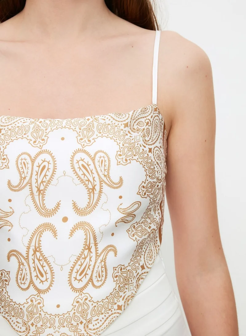 trendyol Asymmetric Printed Top