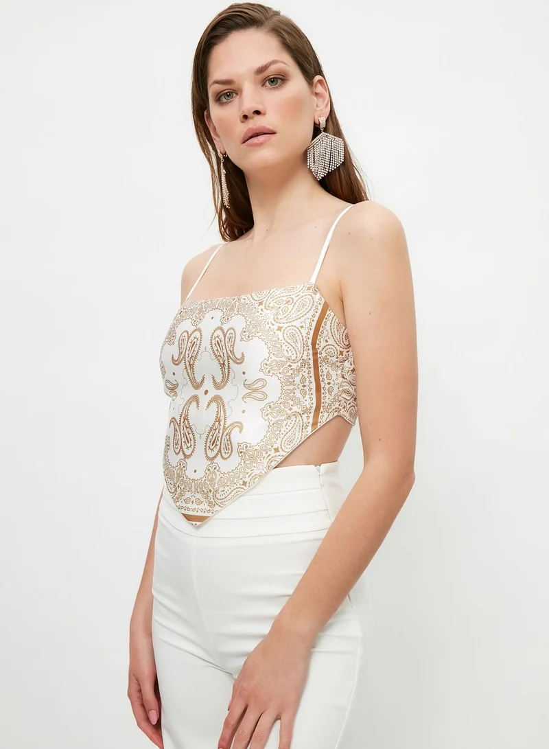 trendyol Asymmetric Printed Top