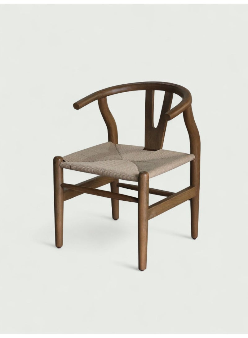 Goodwood كرسي طعام من الخشب الصلب بتصميم ويشبون – مصنوع يدويًا بمسند ظهر منحني ومقعد من الخوص الطبيعي – تصميم اسكندنافي أنيق ومتين - Image 2