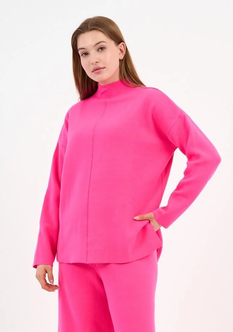 الكسندر جاردي Half Turtleneck Side Slit Knit Sweater (A90944-S-UST)