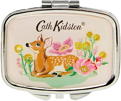 Cath Kidston بلسم شفاه كاث كيدستون 6 جرام ومرآة مدمجة زبدة الشيا وحمض الهيالورونيك وزيوت أساسية من جوز الهند والزيتون بحجم الجيب والسفر هدية تجميل نباتية وخالية من القسوة لها في مهرجان الكرنفال - Image 2