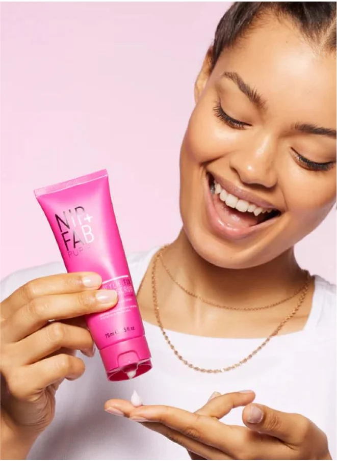 Nip + Fab Salicylic Fix Facial Scrub