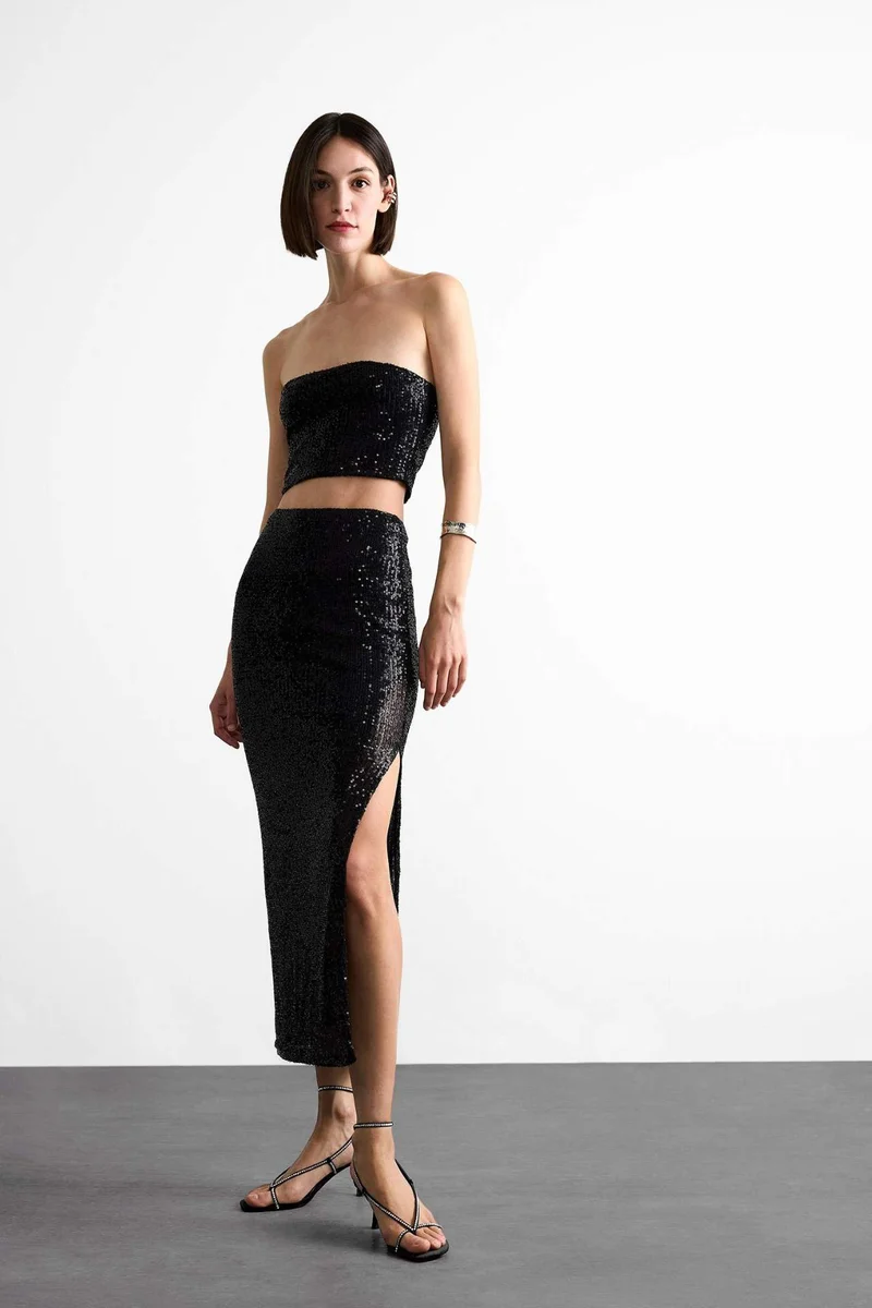 ديفاكتو Strapless Sleeveless Blouse