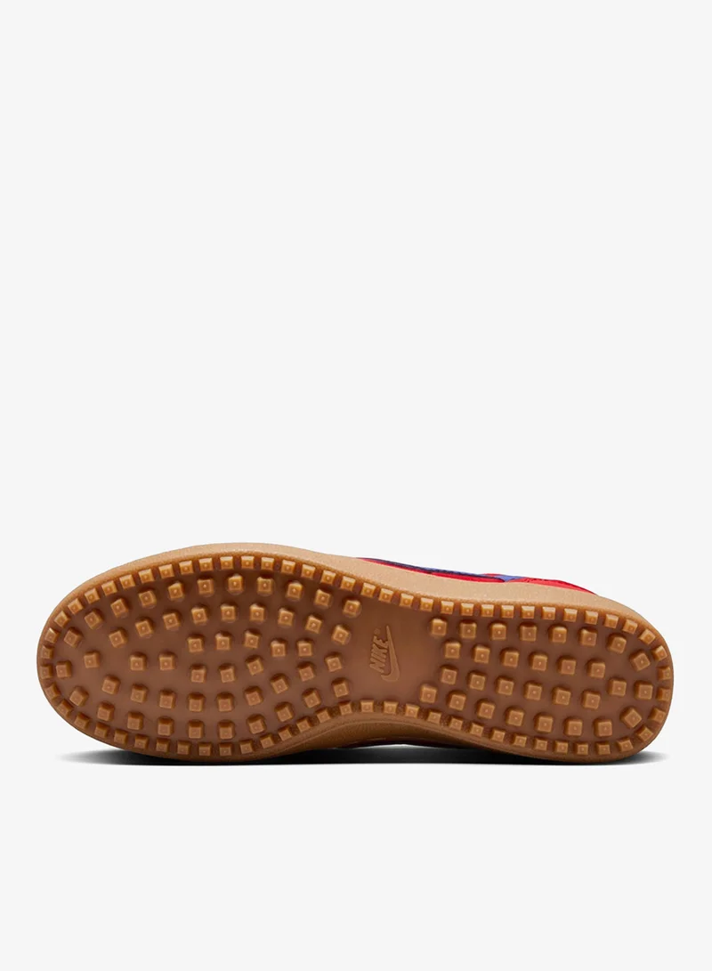 نايكي فيلد جنرال