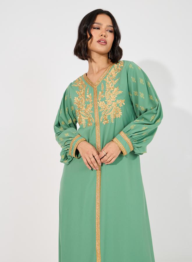 ستايلي جلابية مطرزة بياقة على شكل حرف  وأكمام بالون مطبوعة - Image 5