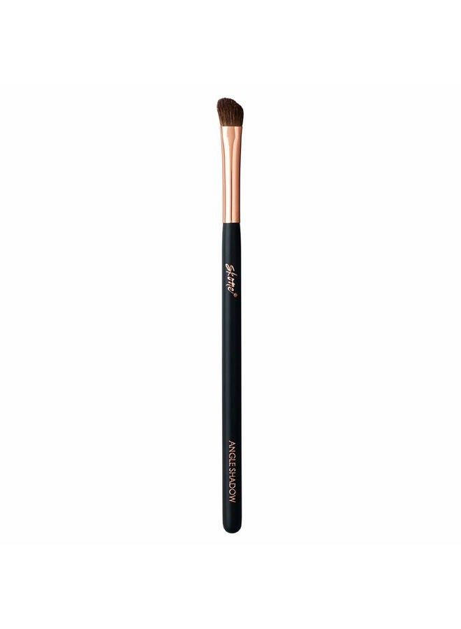 SKONE Cosmetics - Luxe Pro Angle Shadow Brush - Image 1