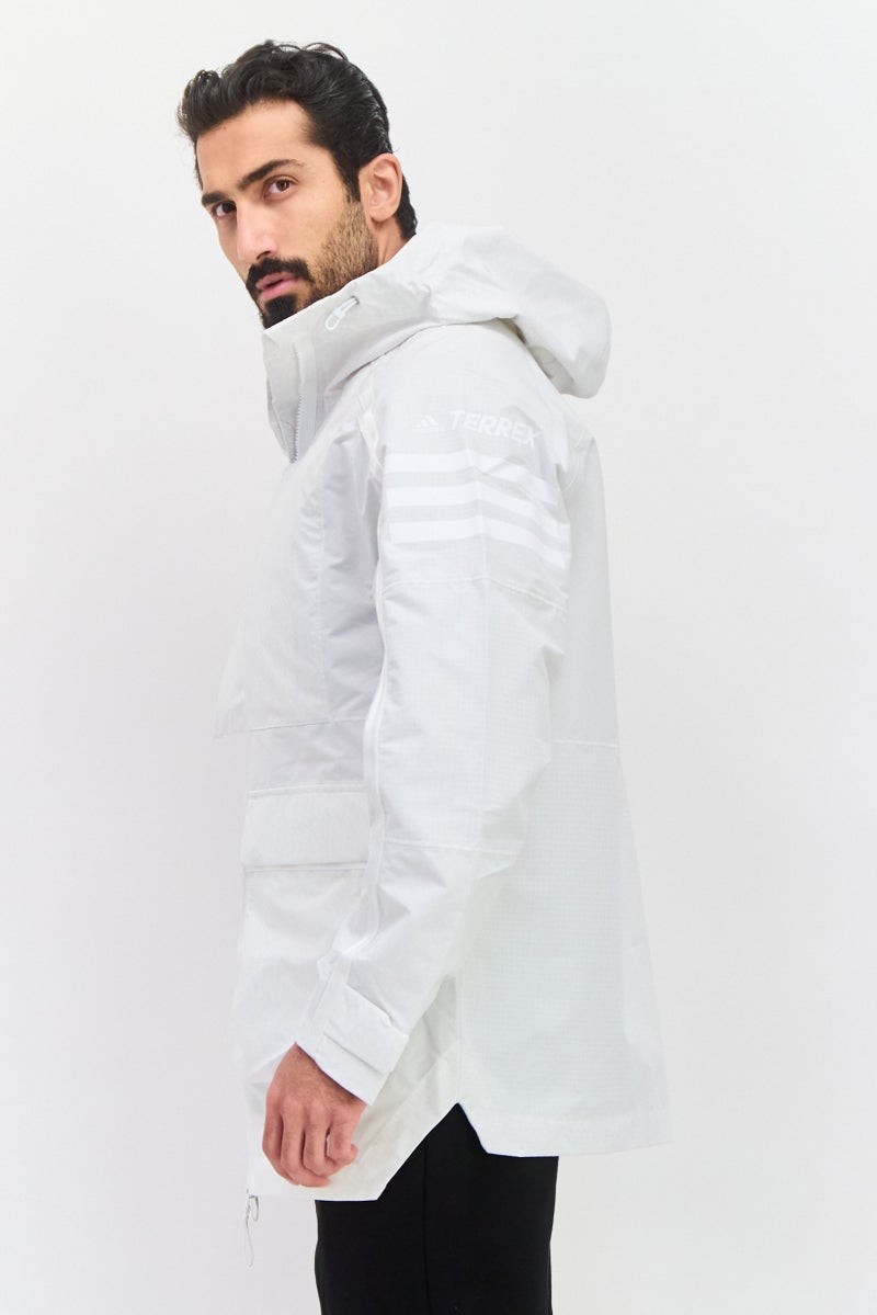 Adidas جاكيت رياضي للرجال بشعار العلامة التجارية، رمادي - Image 3