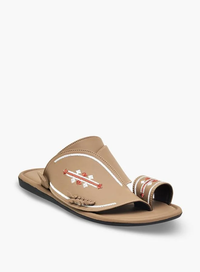 الواحة Men Embroidered Arabic Sandals
