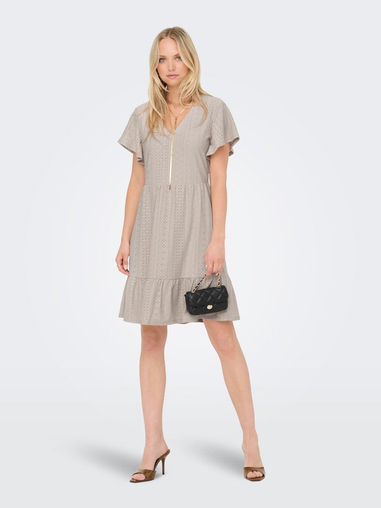 ONLY ONLSANDRA S/S V-NECK DRESS JRS NOOS - Image 3