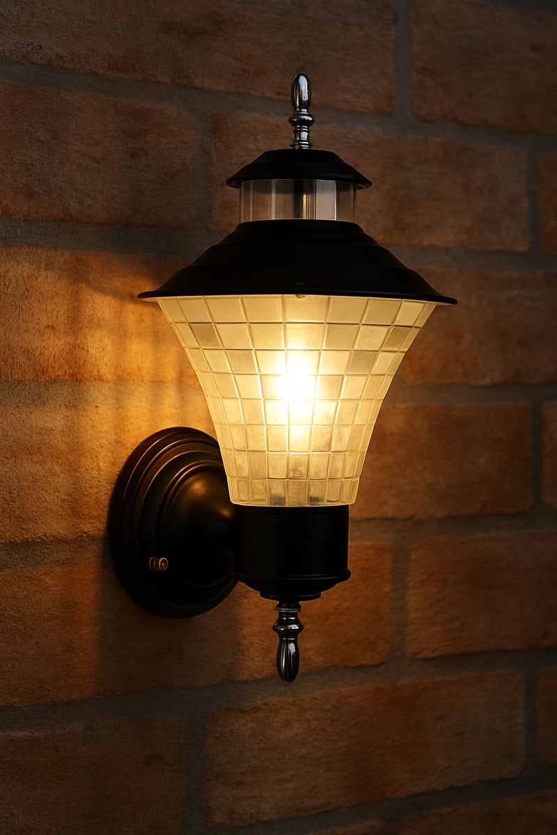 kinis Vintage Black Wall Lamp with Clear Glass Shade Wall Sconce for Garden, Balcony, Porch, or Entryway – Clasic Decorative Exterior Light for Living Room/Bedrom/Restaurant (Pack of 1, Without Bulb) - Image 2