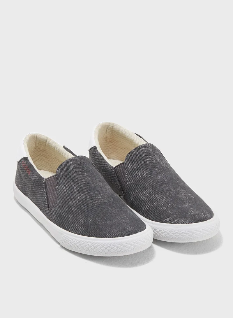 GUESS Youth Erik Slip On