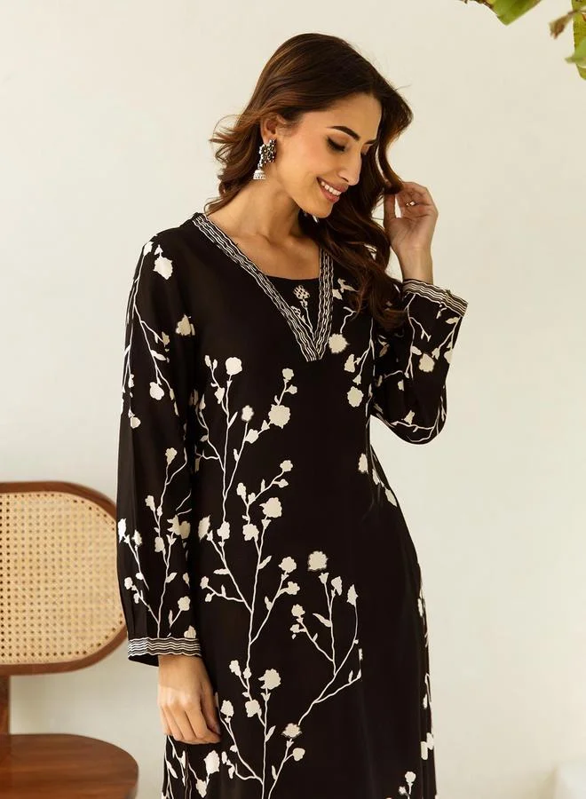 ISHIN Women's Black Rayon Printed Tunic Upper Calf Length Palazzo Bottom Straight Fit 2 Peice Kurta Set