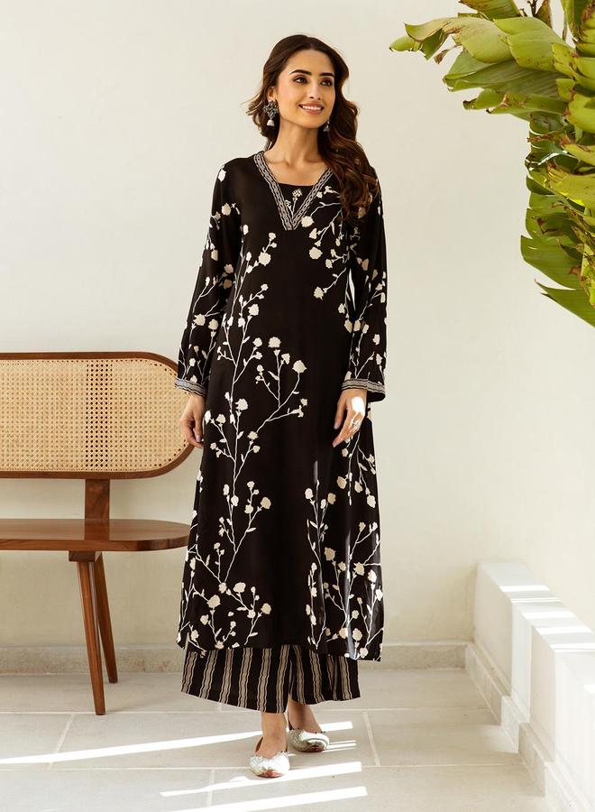 ISHIN Women's Black Rayon Printed Tunic Upper Calf Length Palazzo Bottom Straight Fit 2 Peice Kurta Set - Image 1