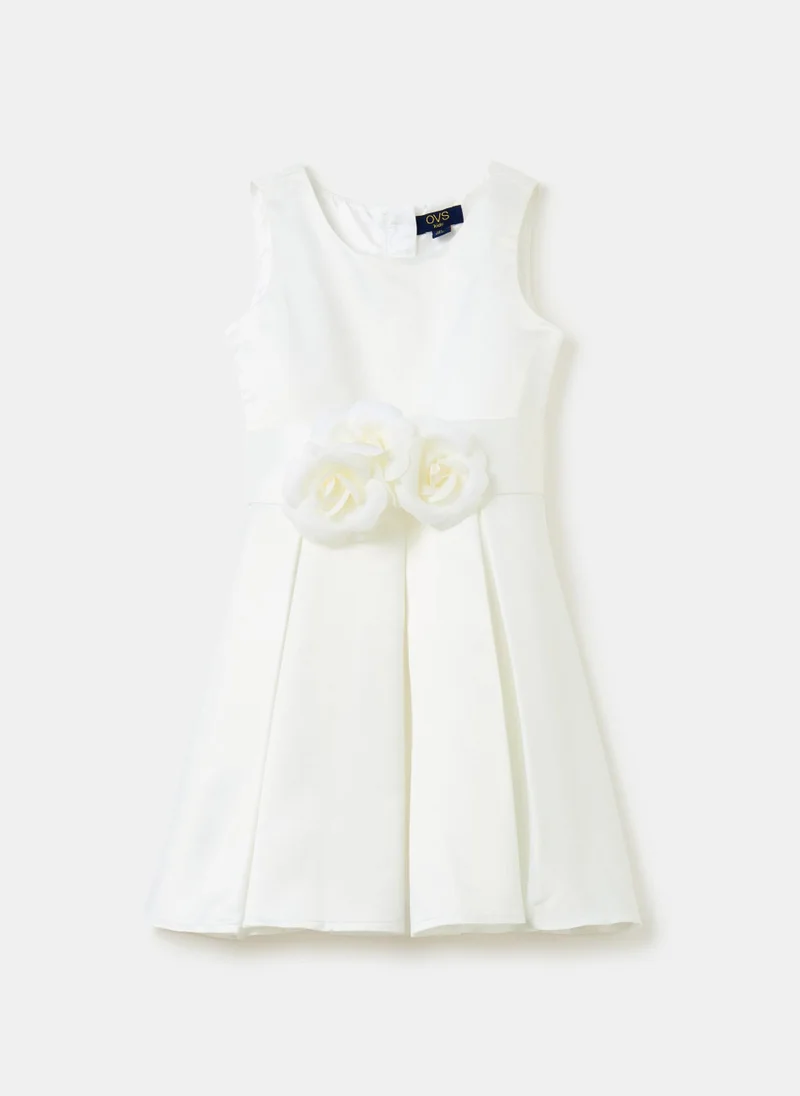 او في اس Sleeveless Dress In Satin With Flowers