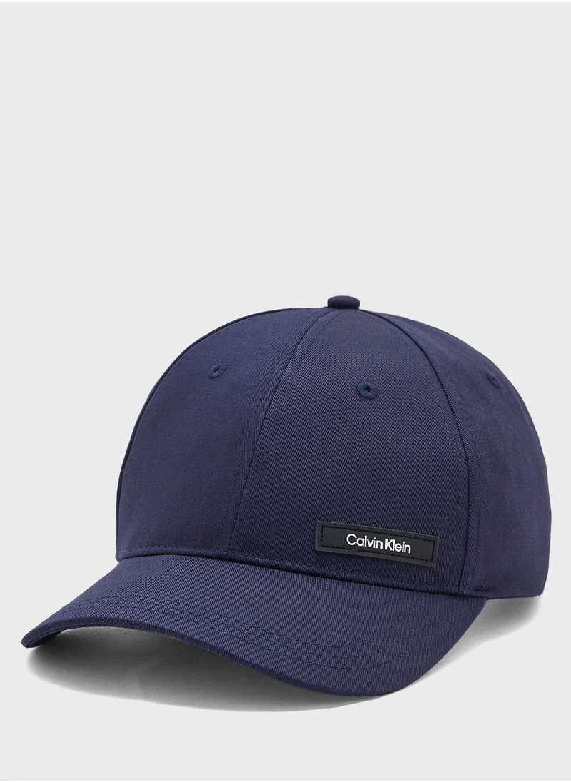 CALVIN KLEIN ESSENTIAL PATCH BB CAP