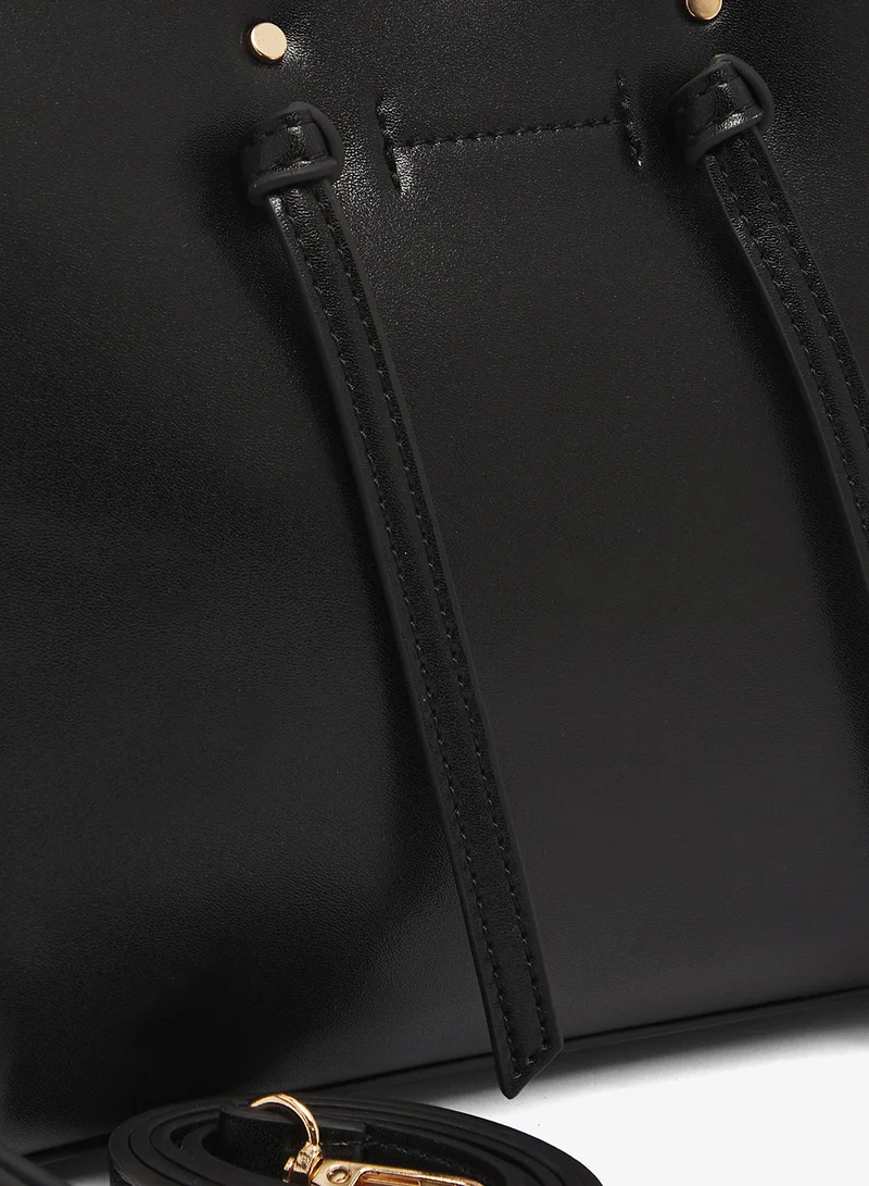 ايلا حقيبة يد منظمة بشراشيب