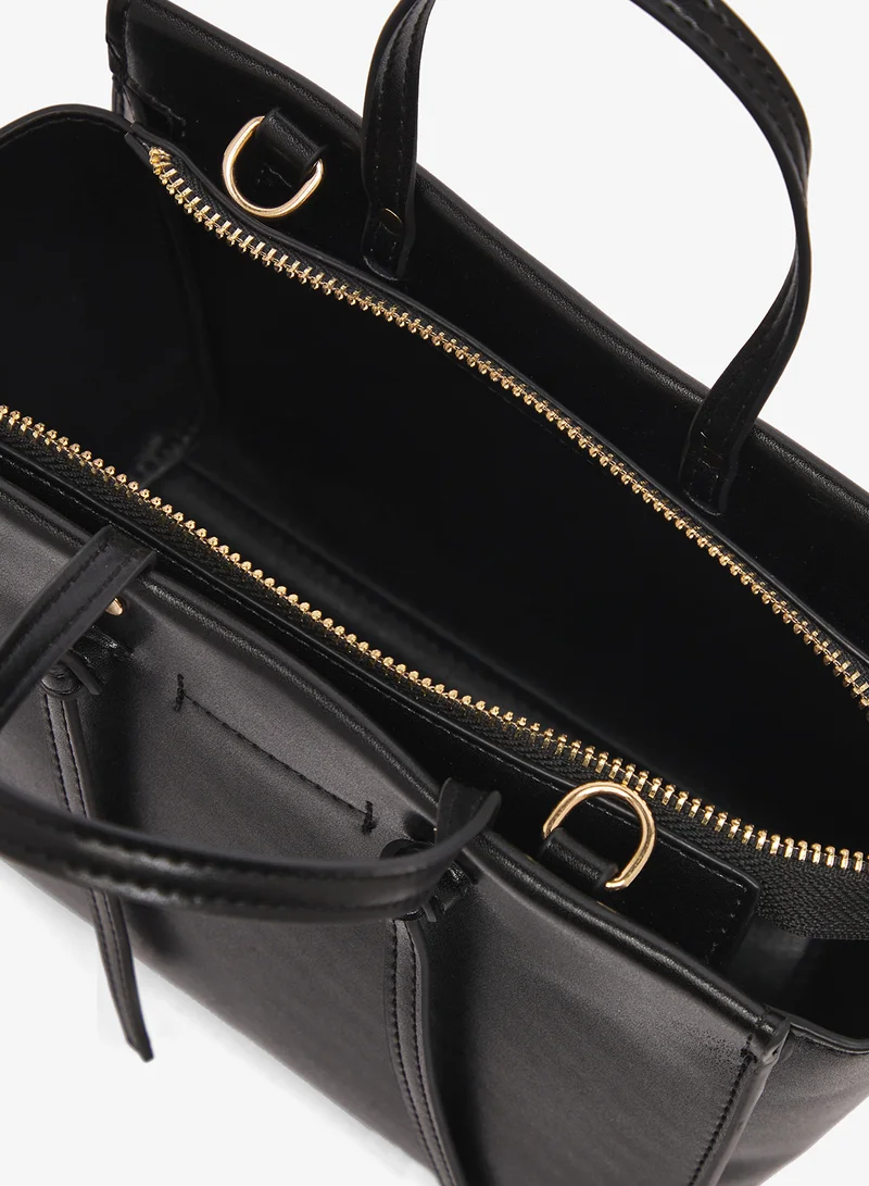 ايلا حقيبة يد منظمة بشراشيب