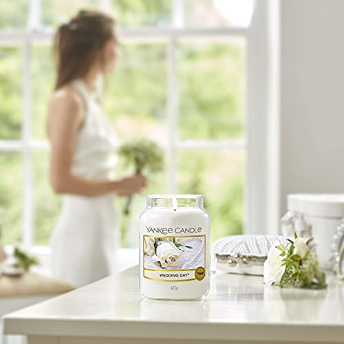 YANKEE CANDLE Yankee Small Wedding Day Glass Jar Candle (5.79 cm x 5.79 cm x 8.61, White) - Image 5