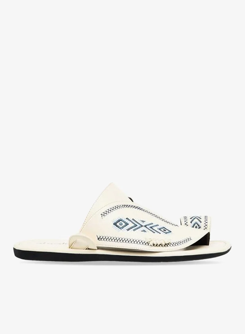 الواحة Men Embroidered Arabic Sandals Ramadan Collection