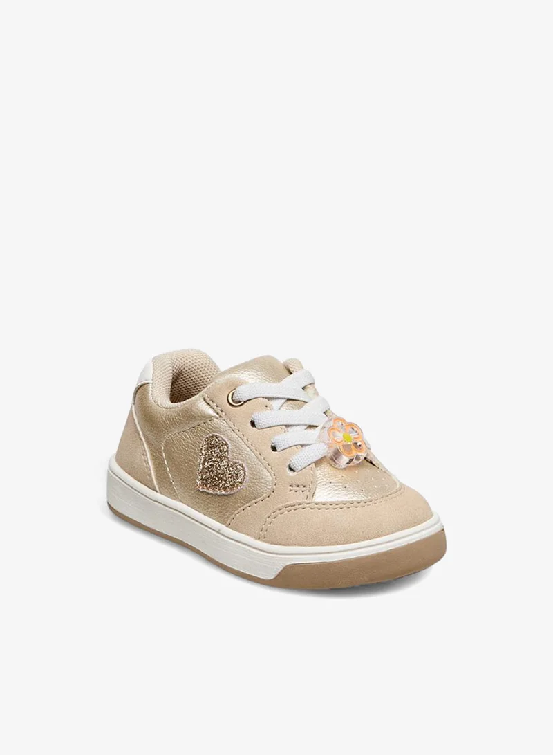 بيرفيت Girls Heart Detail Sneakers