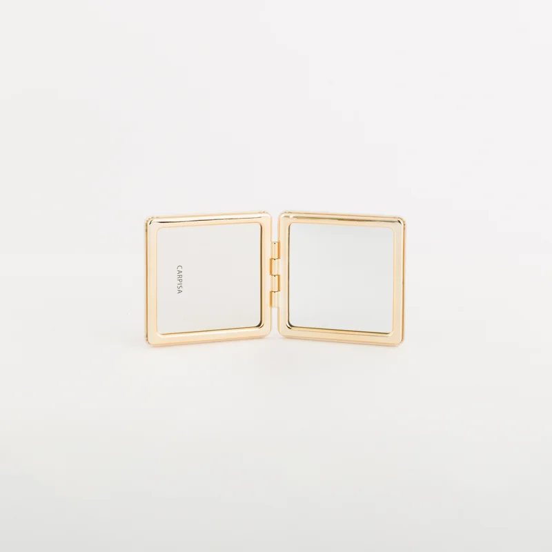 CARPISA Women's Toiletry Bag Lilia Wallet V2 Butter/Lipstick Red