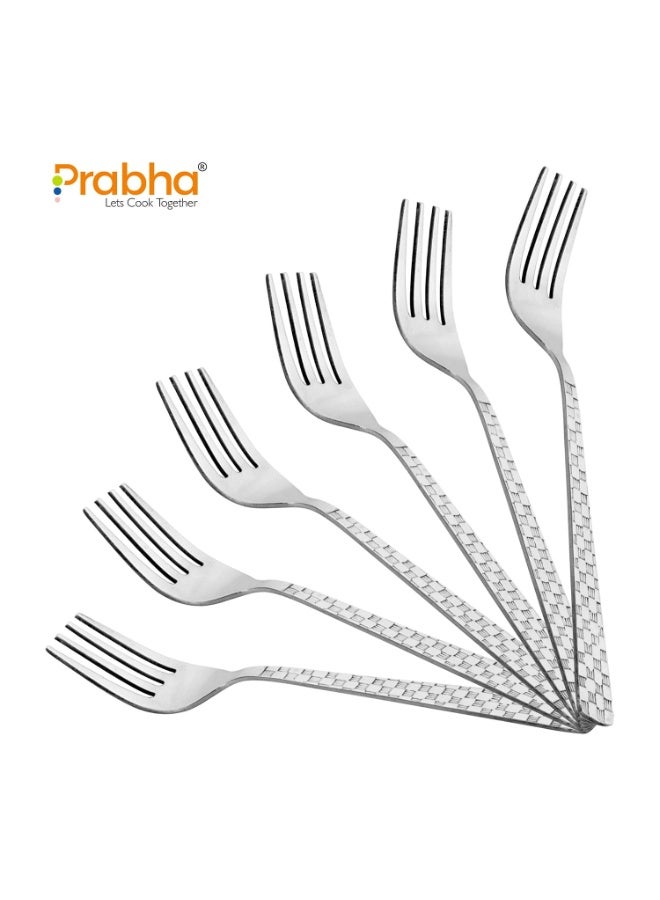 برابها طقم شوك صغيرة للأطفال من "برابها" (Prabha) مصنوع من الفولاذ المقاوم للصدأ - 6 قطع (لون فضي)؛ مثالي للمنزل والمطبخ، يتضمن 6 شوك، مصنوع من مادة متينة، مقاوم للبقع، سهل الاستخدام، وآمن للغسل في غسالة الأطباق. - Image 1