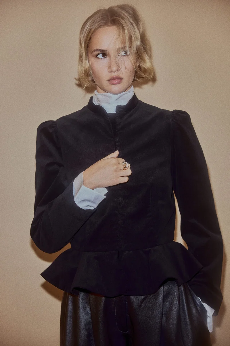 H&M Velvet peplum jacket