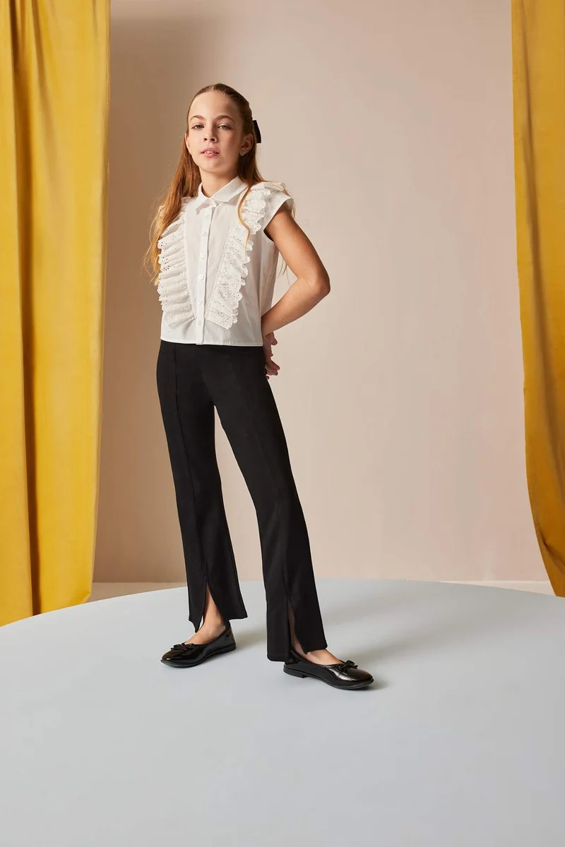 ديفاكتو Girl Flare Fit Slit Pants