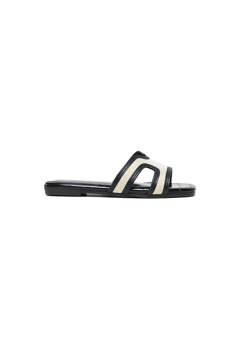 كيوبل Girls slip-on sandals