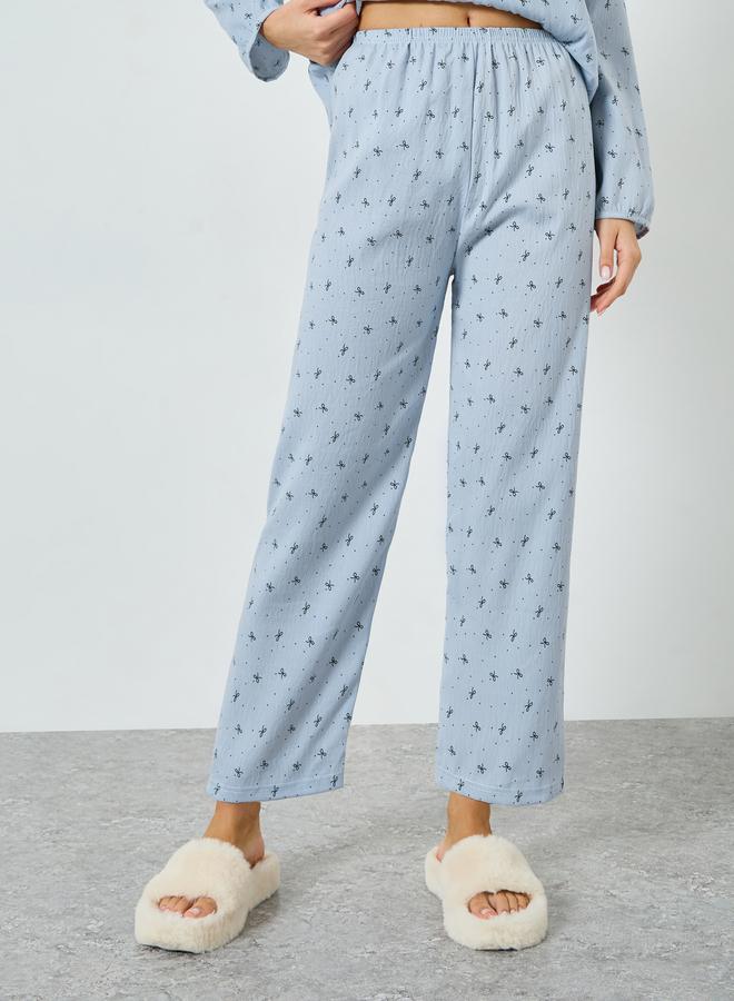 ستايلي مجموعة من بيجاما وبلوزة بطبعة زهور وياقة دانتيل - Image 4