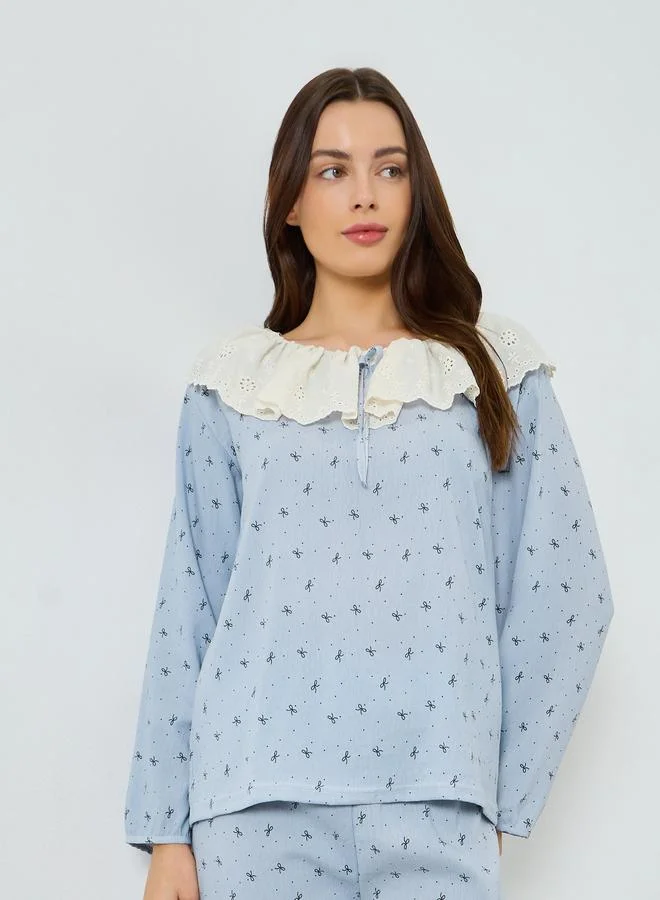 ستايلي مجموعة من بيجاما وبلوزة بطبعة زهور وياقة دانتيل