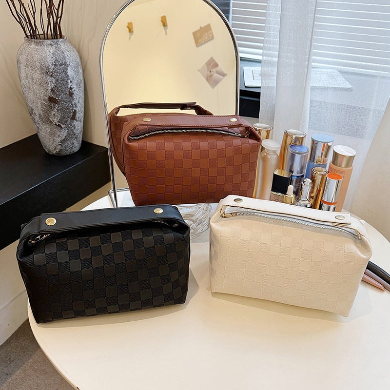 2024 Simple Portable Cosmetic Bag Casual Handbag Portable Travel Simple All-Match Fashion Cosmetic Storage Bag - Image 2