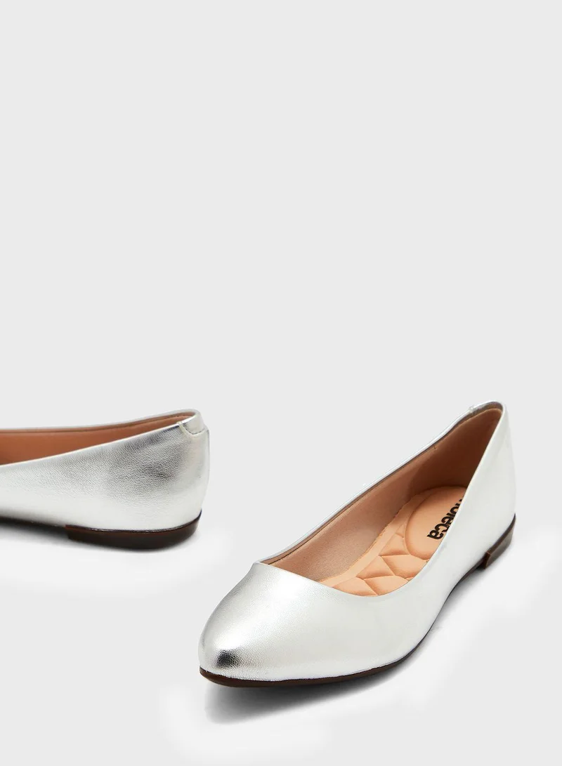 MOLECA Pointed Toe Ballerinas